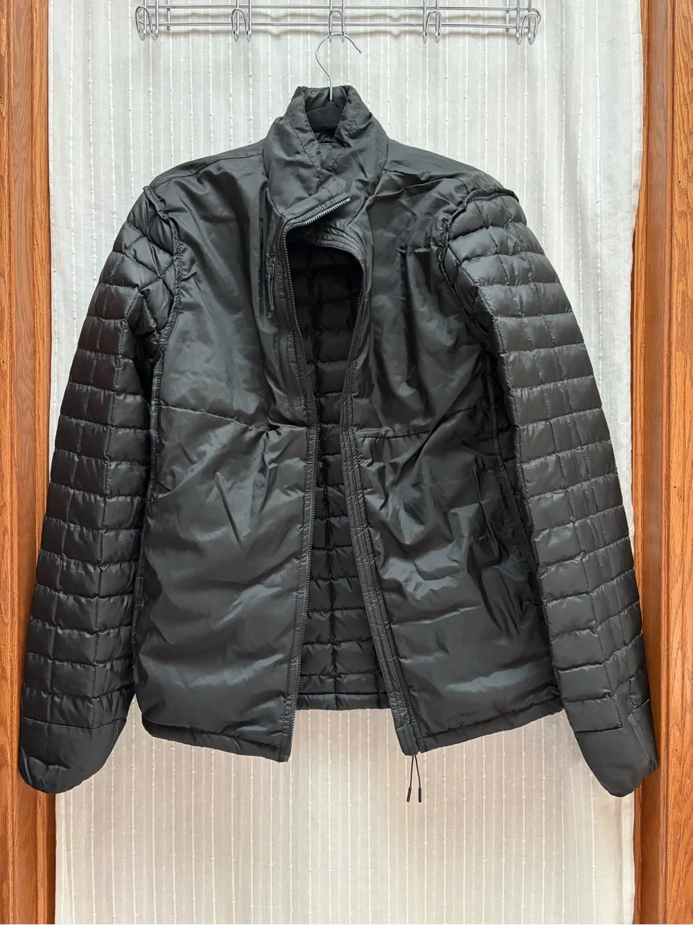 The North Face Mens Black ThermoBall Eco Quilted Full Zip Jacket Small S